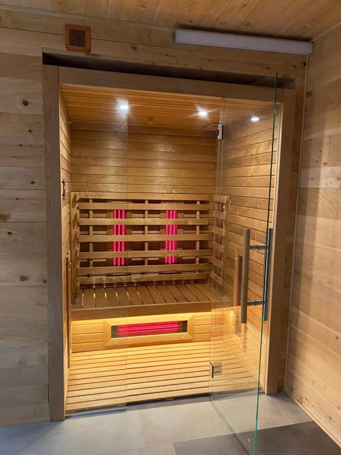 D'Artemisia Chambres D'Hotes ポン・サン・マルテン エクステリア 写真